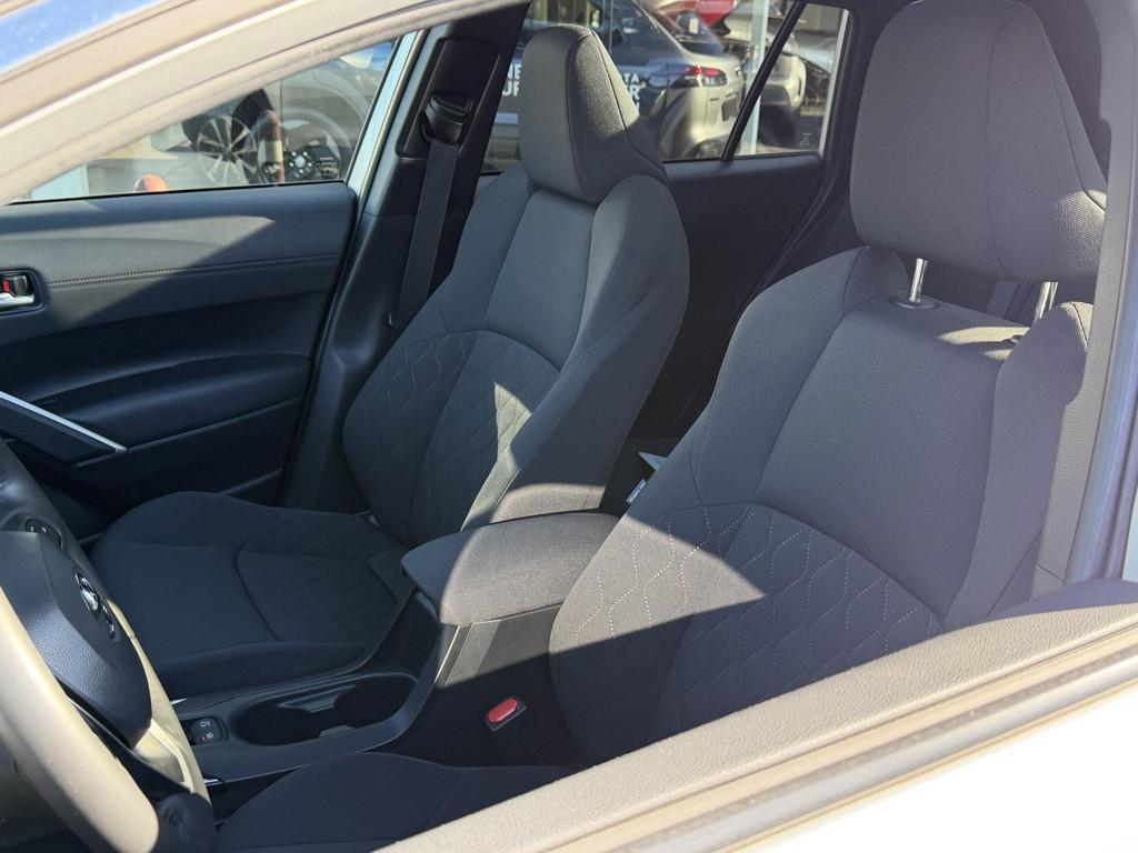 Toyota Corolla Cross SUV 2.0 Hybrid 2WD CVT Style LHD, 197 pk, Gebruikt, 750 kg, https://public.car-pass.be/vhr/8804a618-69e3-4f8e-bfcc-603b51f164a8