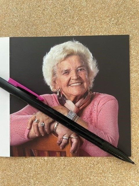 Oostendse Zangeres/Koningin v/h Visserslied "LUCY LOES ", Enlèvement ou Envoi, Image pieuse