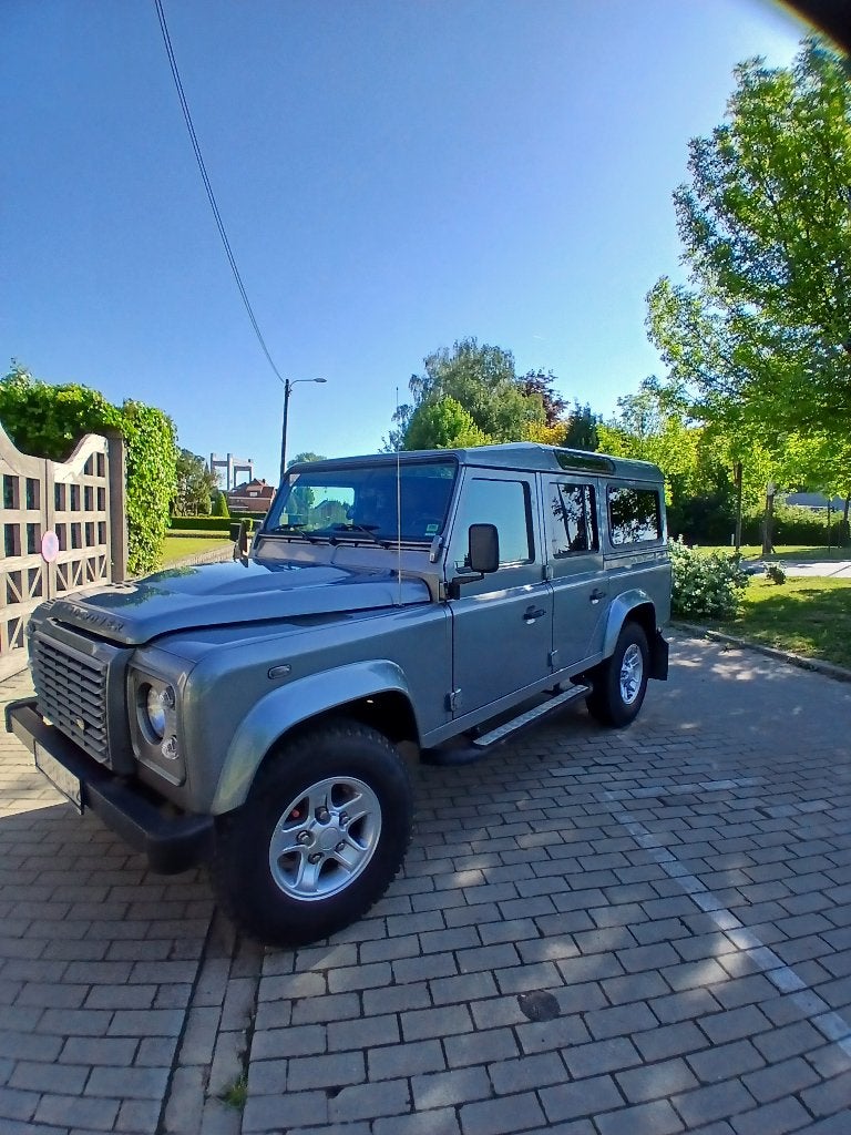 LAND ROVER DEFENDER SE, 90 kW, Euro 5, Zwart, 4 cilinders