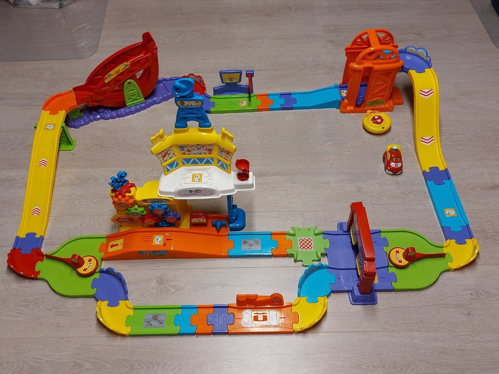Circuit de course VTech Toet Toet Super Rc, Enfants & Bébés, Jouets | Circuits, Autres marques, Enlèvement ou Envoi, Autre propulsion