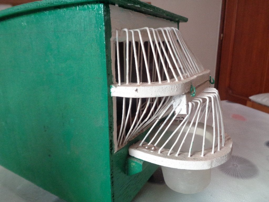 OUDE KOOITJES, Enlèvement ou Envoi, Bois, Cage à oiseaux