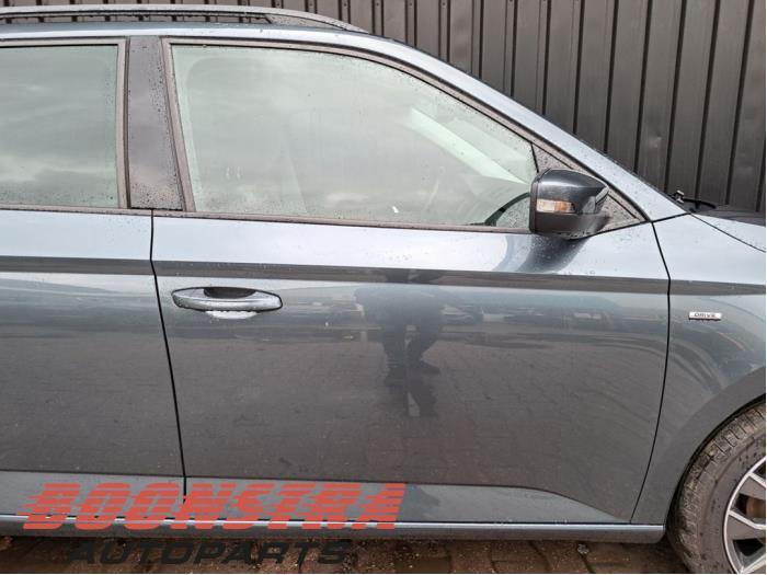 Portier 4Deurs rechts-voor van een Skoda Fabia (Fabia 14-) (, Auto-onderdelen, Carrosserie, Gebruikt, -, Deur, -