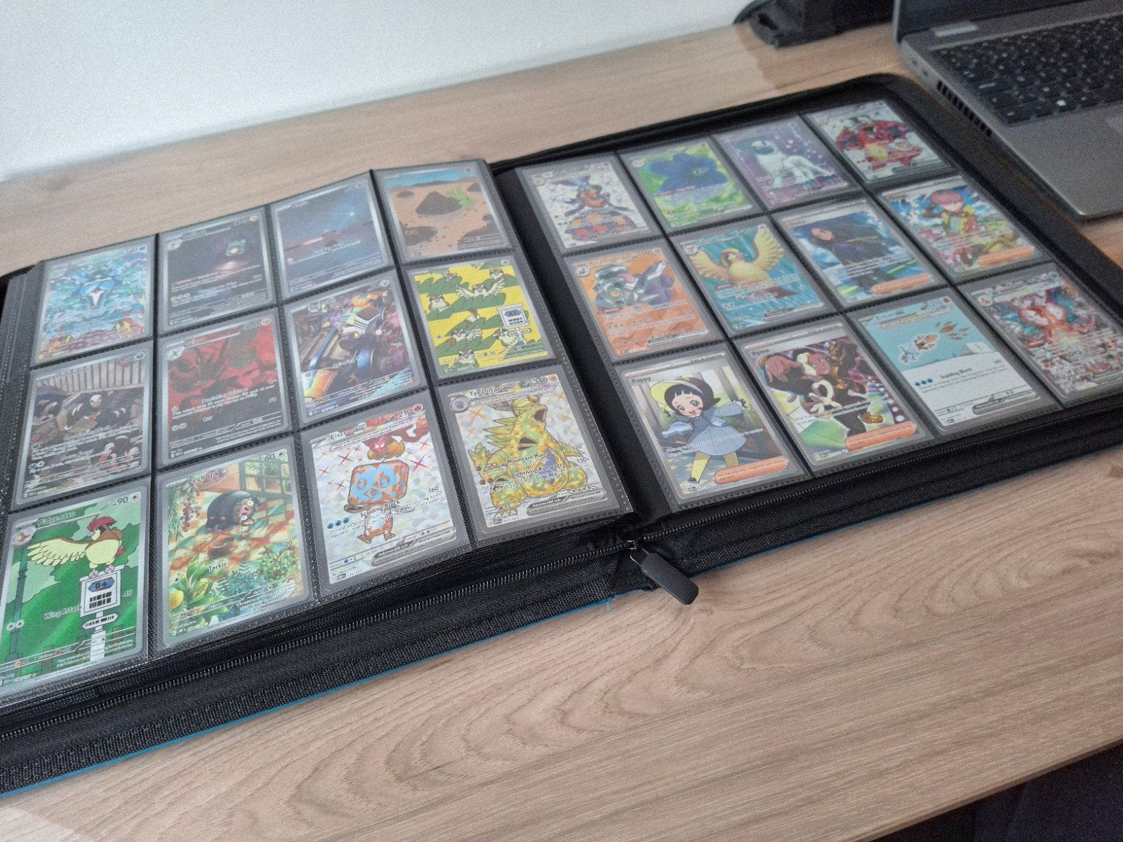 Complete set Pokémon Obsidian Flames, Enlèvement