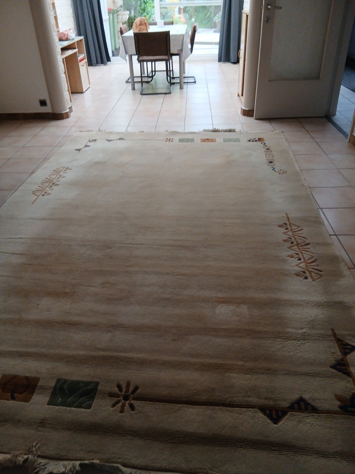 tapijt 320x220  heeft 270 euro gekost, Ophalen, Tapijt