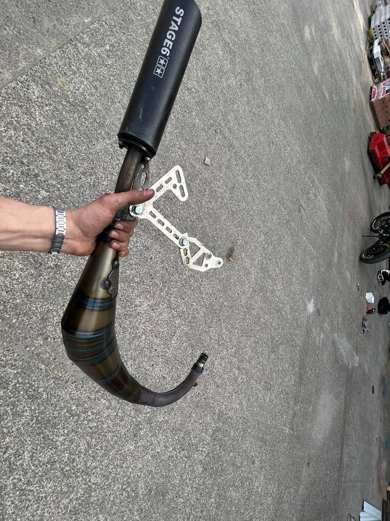 Am 6 uitlaat, Fietsen en Brommers, Brommeronderdelen | Algemeen, Ophalen, Zo goed als nieuw, Uitlaat