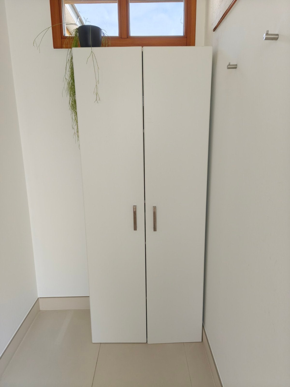 witte kast, Huis en Inrichting, Kasten | Overige, Ophalen, Gebruikt