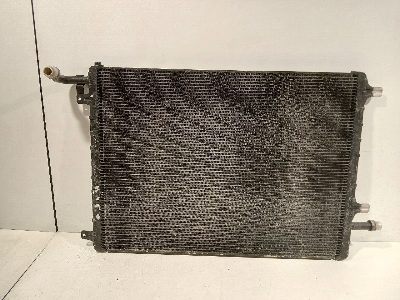 Radiateur Land Rover Discovery, Onderdelen@venauto.nl, Van der Ven Autorecycling B.V., Land Rover, Ettenseweg 76, 4706 PB Roosendaal, The Netherlands