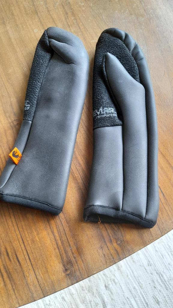 Neopreen wanten, surfhandschoenen dame of kind, Ophalen, Zo goed als nieuw, Dame, Wetsuit