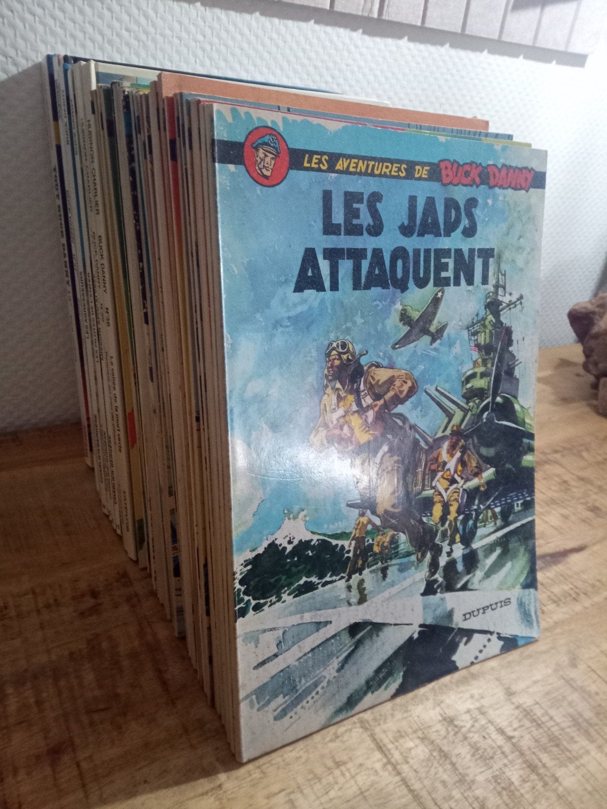 Collection de BD , les aventures de Buck Danny., Enlèvement ou Envoi