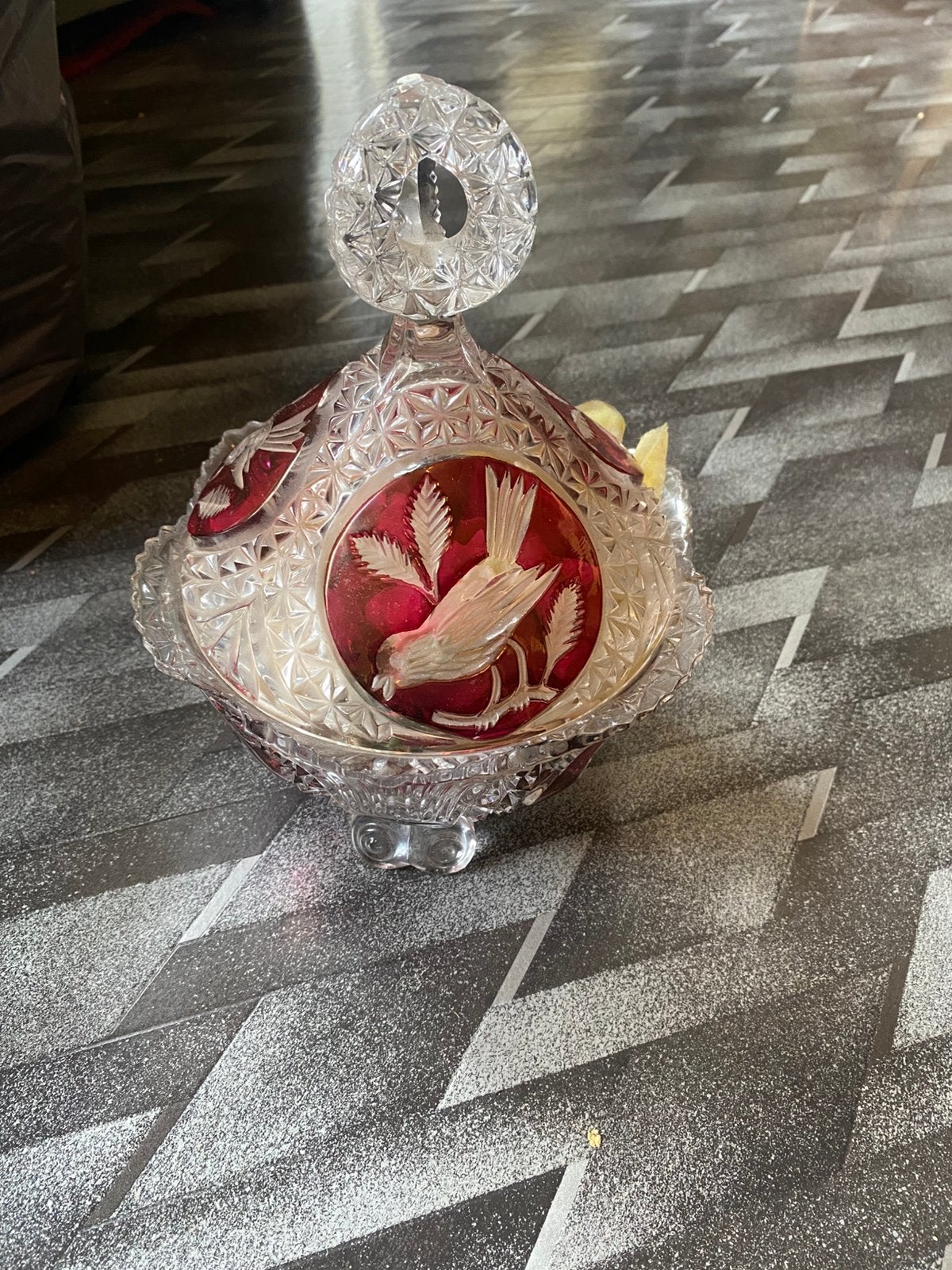 Bonbonnière en cristal, Enlèvement ou Envoi, Utilisé, Cristal, Tasse et/ou soucoupe