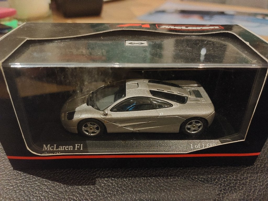 Minichamps McLaren F1 Roadcar silver 1/43, Ophalen of Verzenden, Nieuw, Auto, MiniChamps