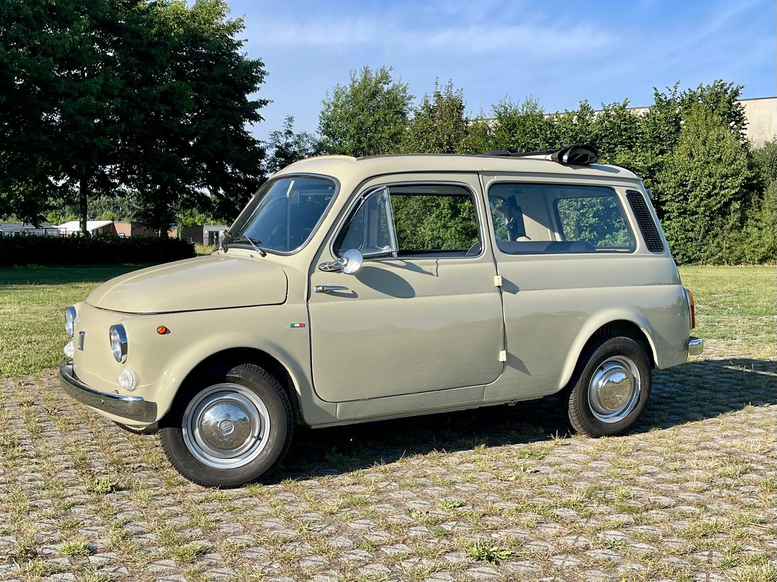 Fiat 500 Gardiniera Autobianchi @ Ital Mobiel Classics, foto 7