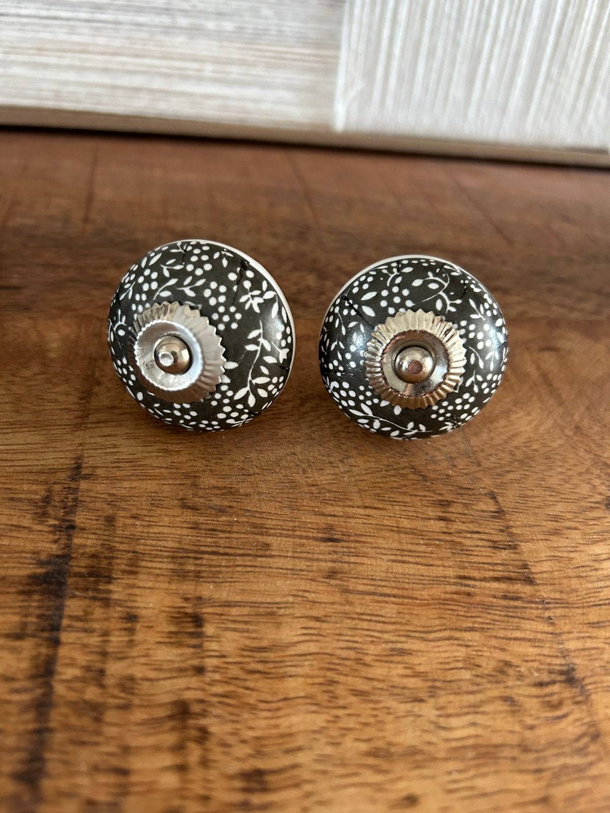 Lot de 2 boutons de meuble en céramique à motif floral, Maison & Meubles, Enlèvement, Comme neuf