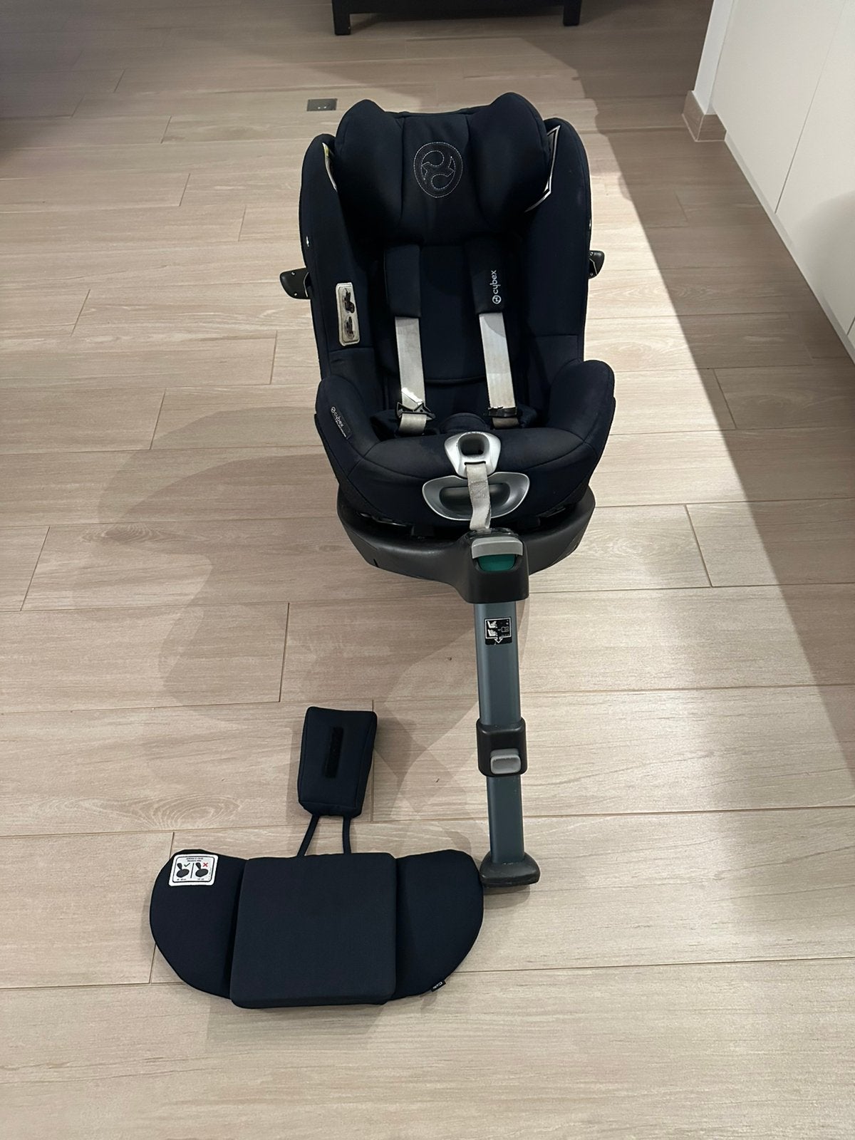 Autostoel cybex sirona z i-size en onderstel/basis, Enfants & Bébés, Autres marques, Protection latérale, Enlèvement, Isofix