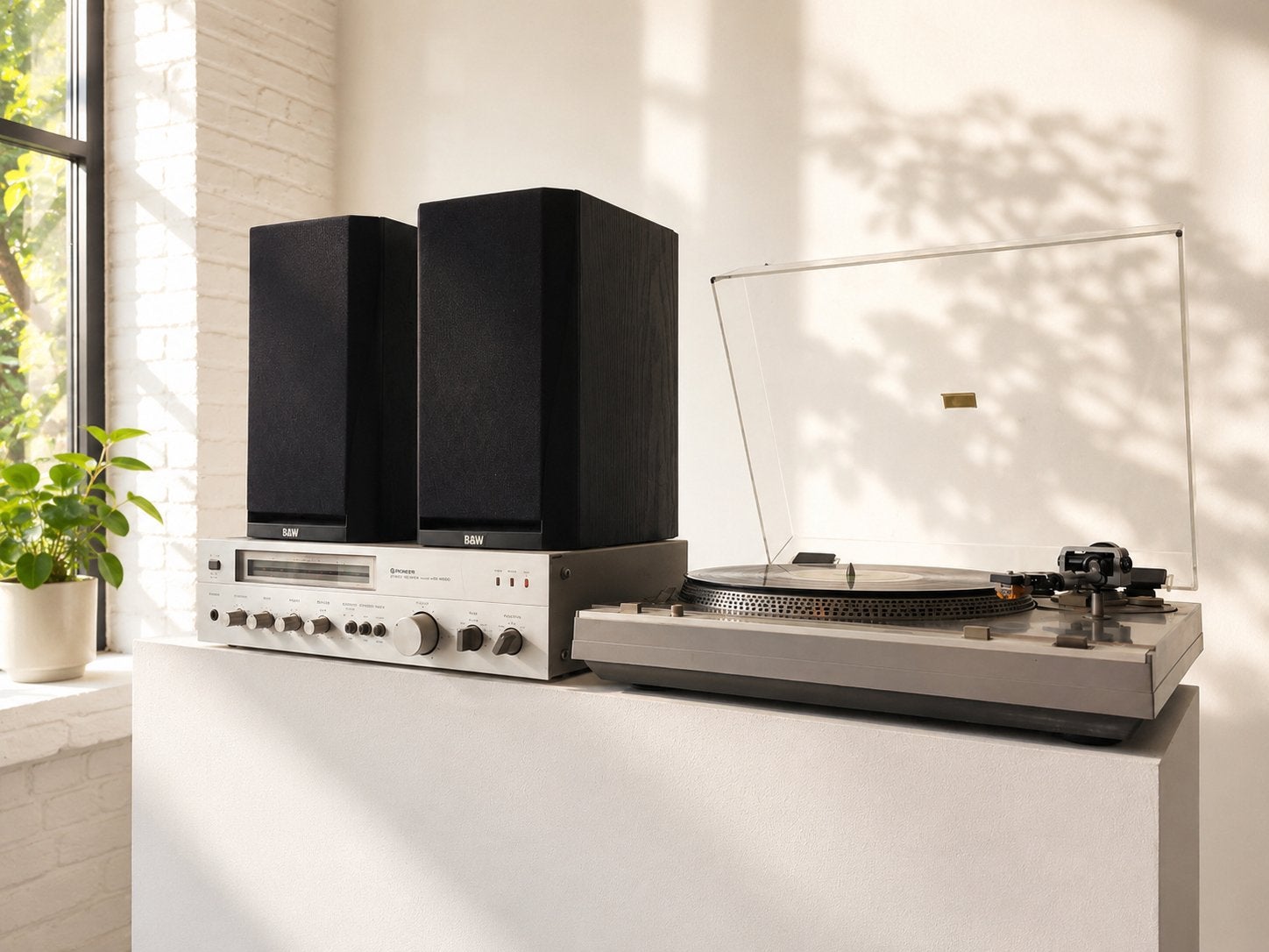 Ensemble hi-fi / vinyles - Hitachi & B&W, TV, Hi-fi & Vidéo, Chaîne Hi-fi, Enlèvement ou Envoi, Utilisé, Haut-parleurs, Autres marques