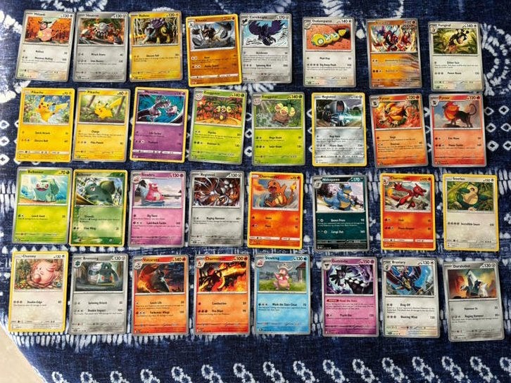 82 Pokemonkaarten te koop, Enlèvement, Comme neuf, Plusieurs cartes