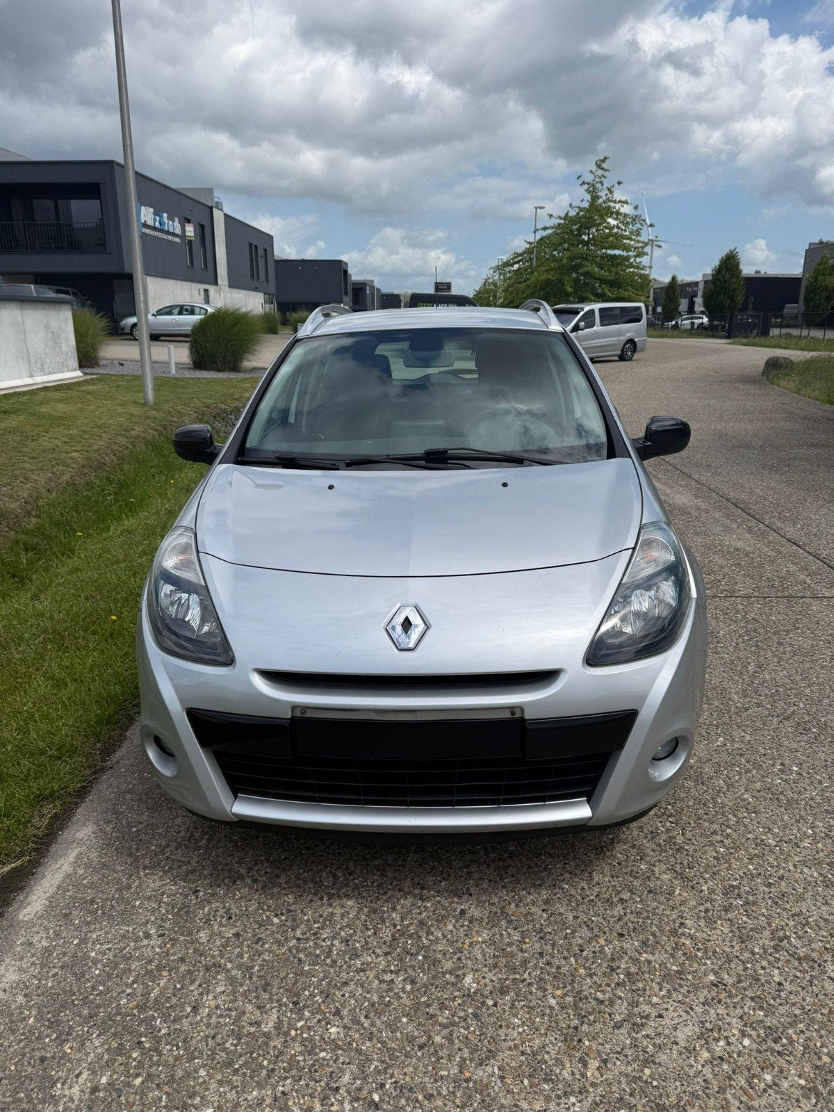 Renault Clio 1.2i Eur5 Airco Navi., Auto's, Renault, Voorwielaandrijving, Euro 5, Stof, 4 cilinders