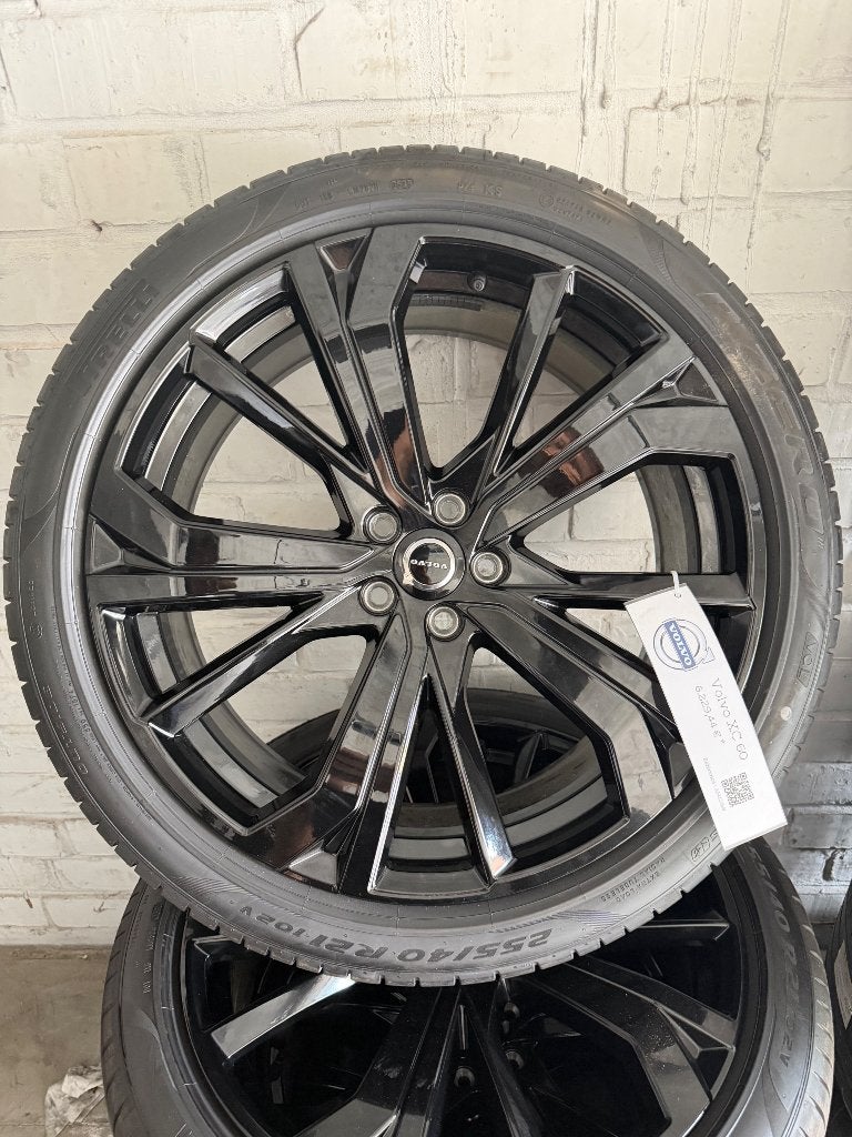 Volvo XC60 21 inch velgenset nieuwe originele zwarte editie, Auto-onderdelen, Ophalen, 255 mm, Banden en Velgen, Nieuw