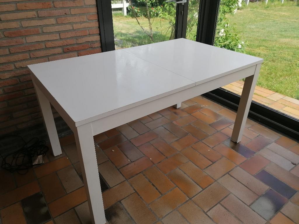 Table extensible IKEA, 150 à 200 cm, Cinq personnes ou plus, Enlèvement, Utilisé