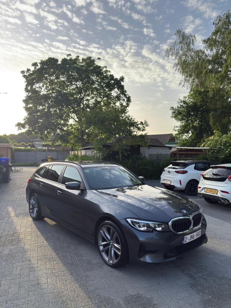 Bmw 318i Benzine Automaat+CarPass, Autos, Cuir, Argent ou Gris, Achat, Euro 6