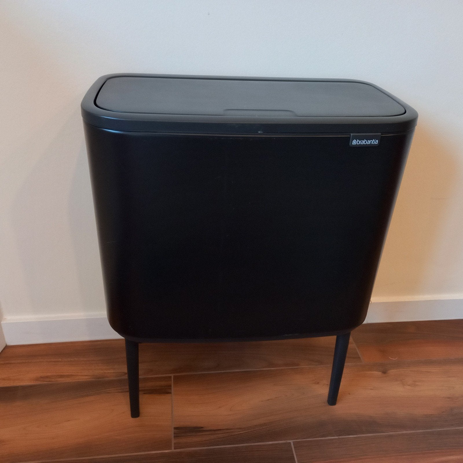 Brabantia vuilnisbak (Bo Touch Bin), Maison & Meubles, Accessoires pour la Maison | Poubelles, 30 à 40 litres, Enlèvement, Comme neuf