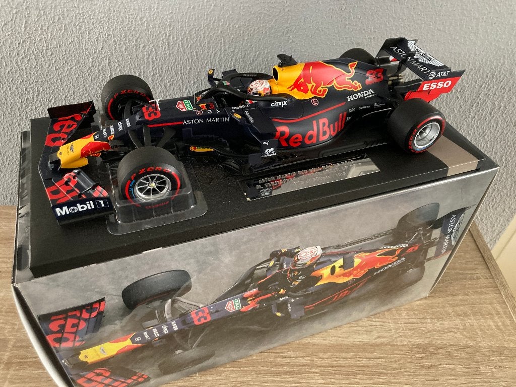 Max Verstappen 1:18 Winner Brazil GP 2019 RB15 editie 55, Verzamelen, Ophalen of Verzenden, Nieuw, Formule 1