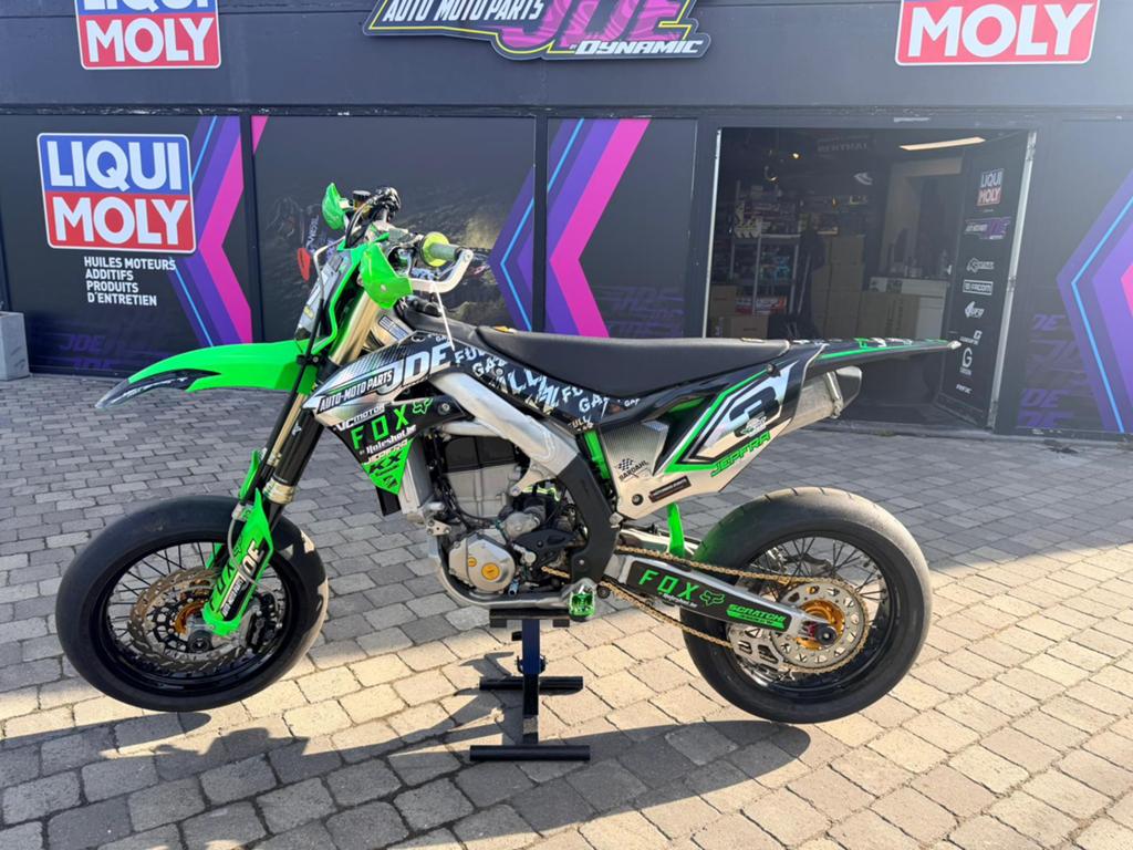 Kawasaki KX 450 uit 2021., Motoren, 450 cc, Particulier, 1 cilinder, 12 t/m 35 kW