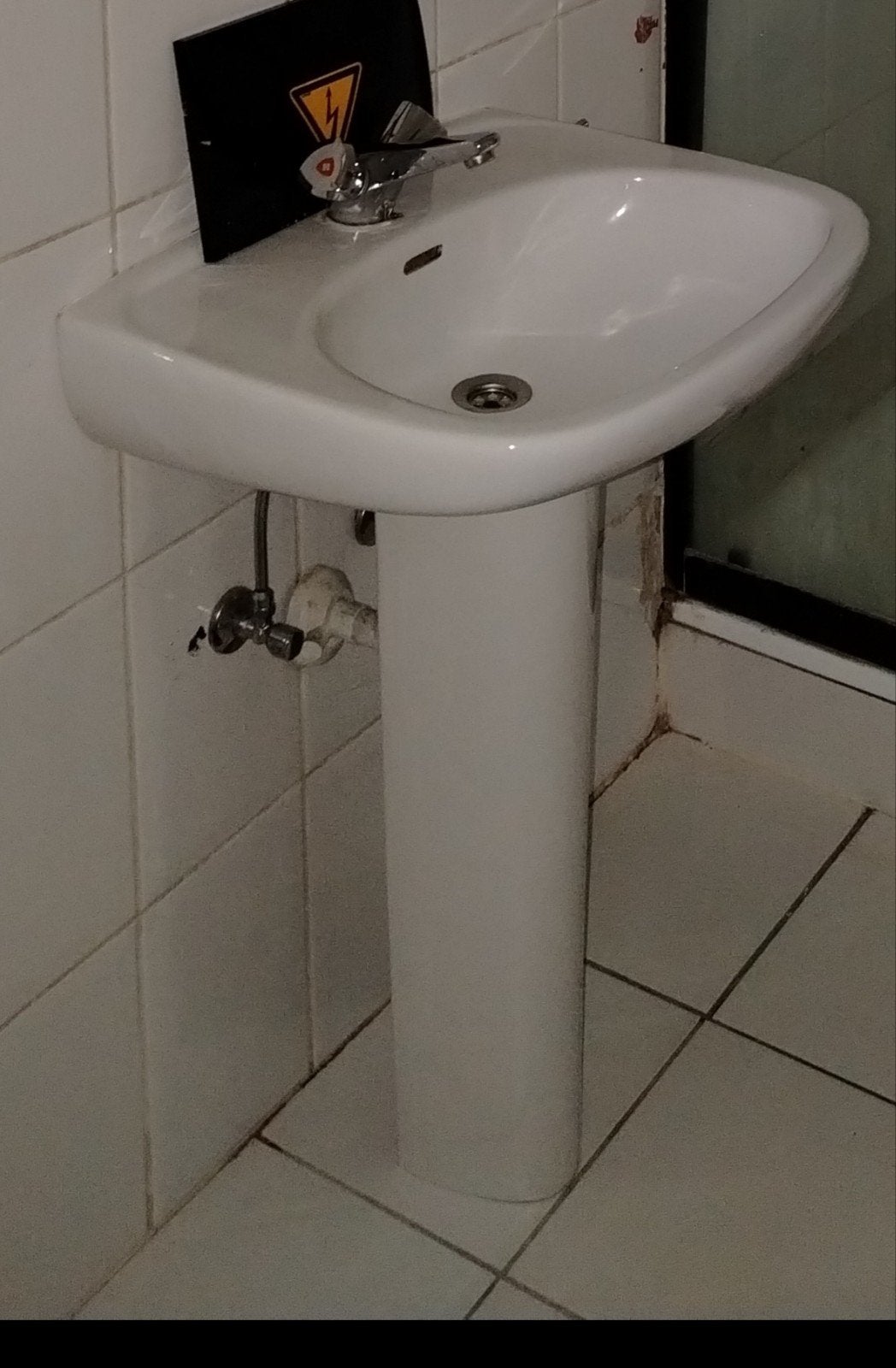 lavabo badkamer, Ophalen