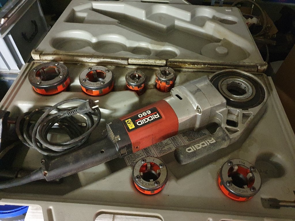 Filière ridgid 690 état impeccable, Doe-het-zelf en Bouw, Ophalen, Gebruikt, Ridgid