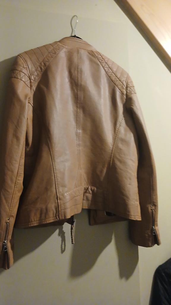 Lederen damesjasje van merk mustang,, Kleding | Dames, Jassen | Zomer, Zo goed als nieuw, Maat 38/40 (M), Beige, Ophalen
