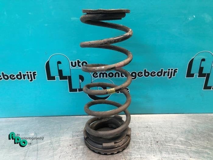 Schroefveer achter van een Kia Picanto (Picanto 11-), Auto-onderdelen, Ophanging en Onderstel, Kia, Gebruikt, 3 maanden garantie