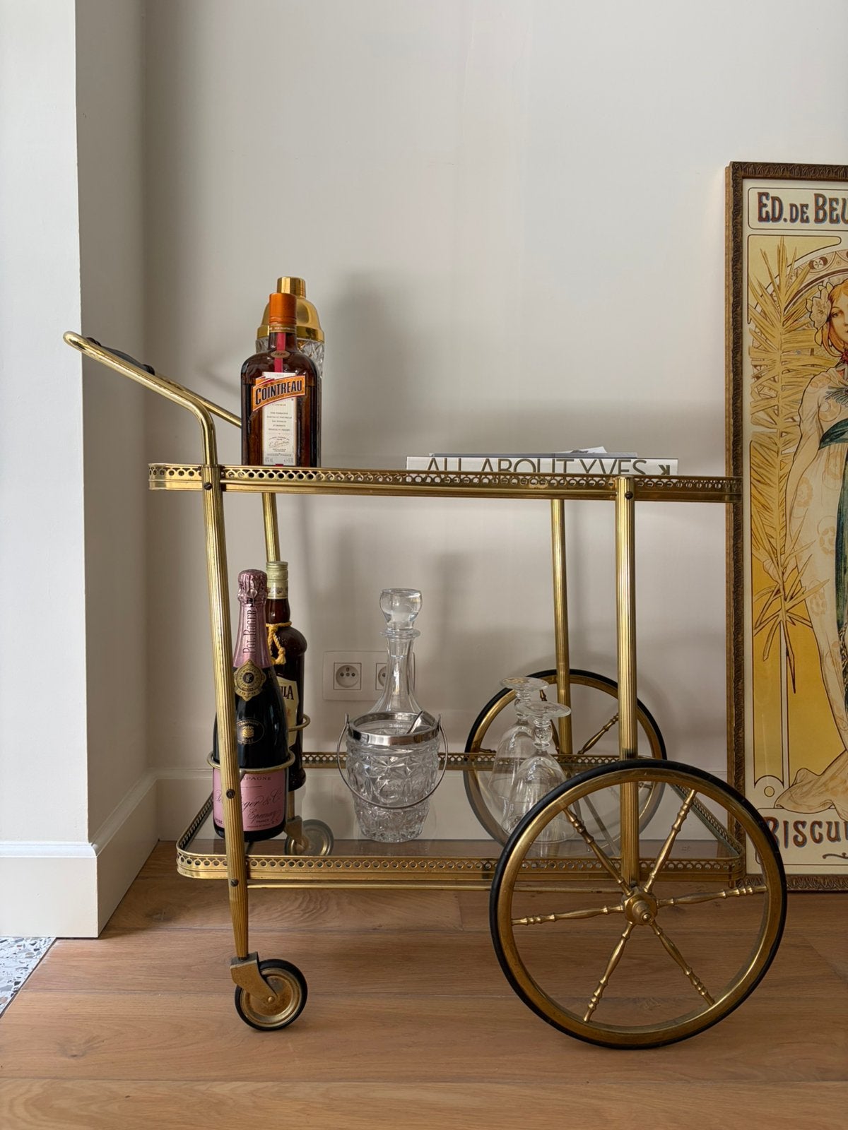 Vintage trolley, Ophalen