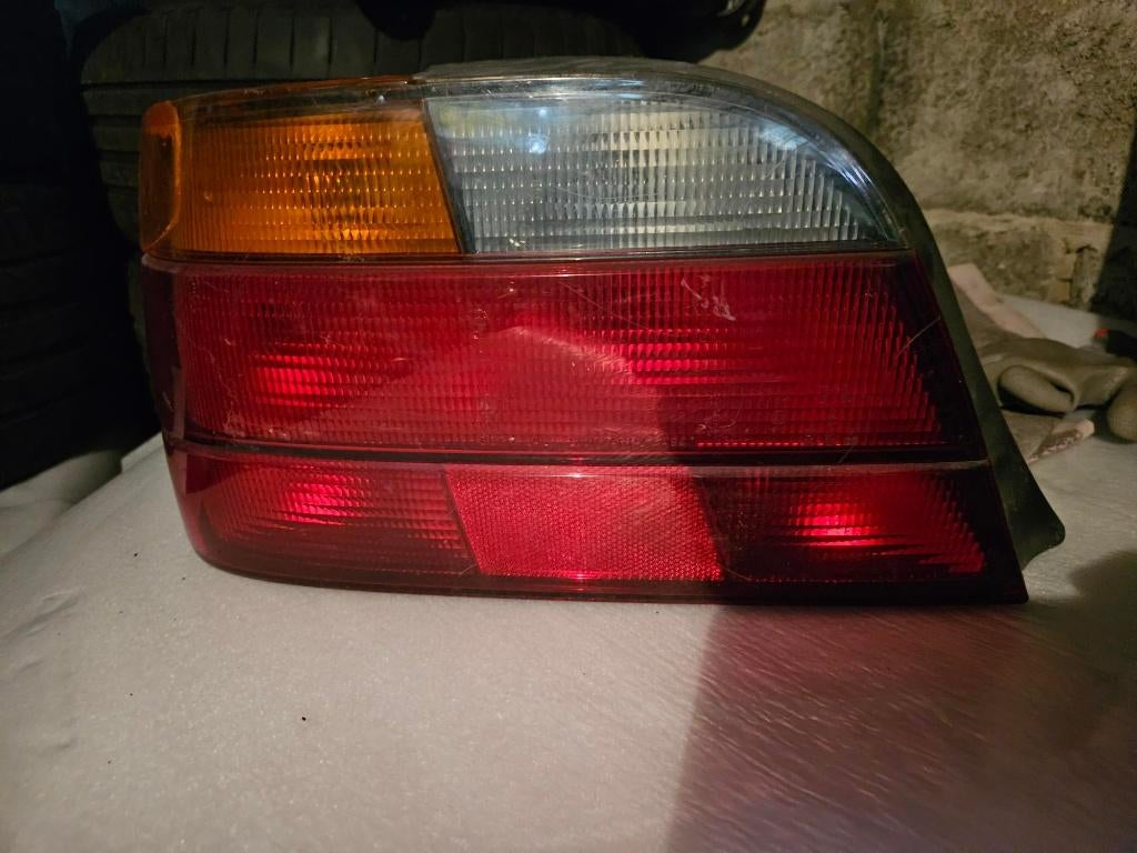 Feux arrière BMW Série 7 E38, Enlèvement, BMW