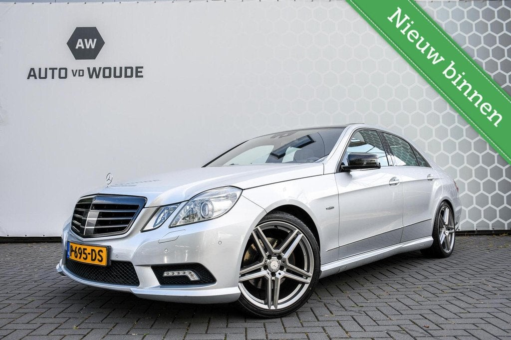 Mercedes E-klasse 350 CGI Avantgarde Schuifdak AMG Leer LED, Auto's, Mercedes-Benz, Automaat, Achterwielaandrijving, 2000 kg, Leder