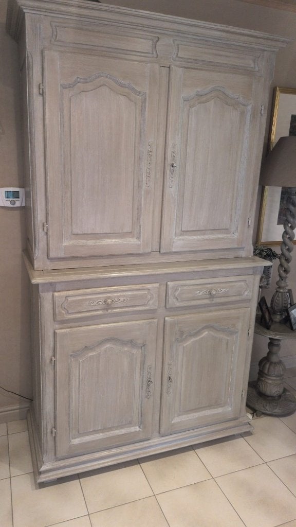 Eetkamer tafel dressoir buffetkast massief landelijk, Huis en Inrichting, Ophalen, Gebruikt, Landelijk