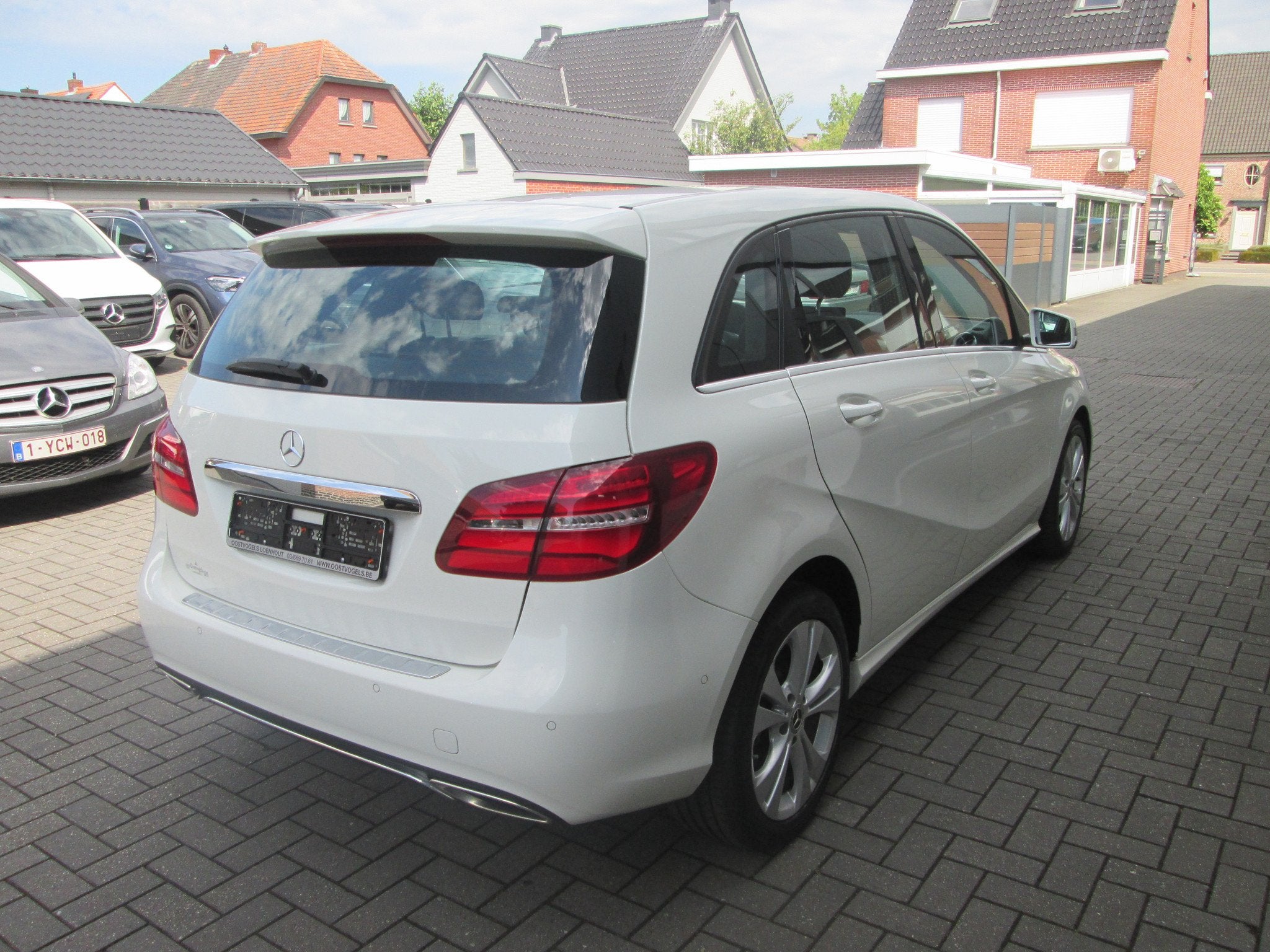 Mercedes-Benz B 200 URBAN NAVI DODE HOEK, Auto's, Gebruikt, 4 cilinders, Wit, 1595 cc