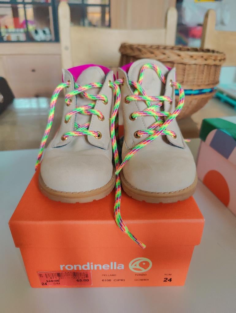 Nieuwe schoenen - Maatje 24, Enfants & Bébés, Vêtements enfant | Chaussures & Chaussettes, Neuf, Rondinella, Enlèvement, Chaussures