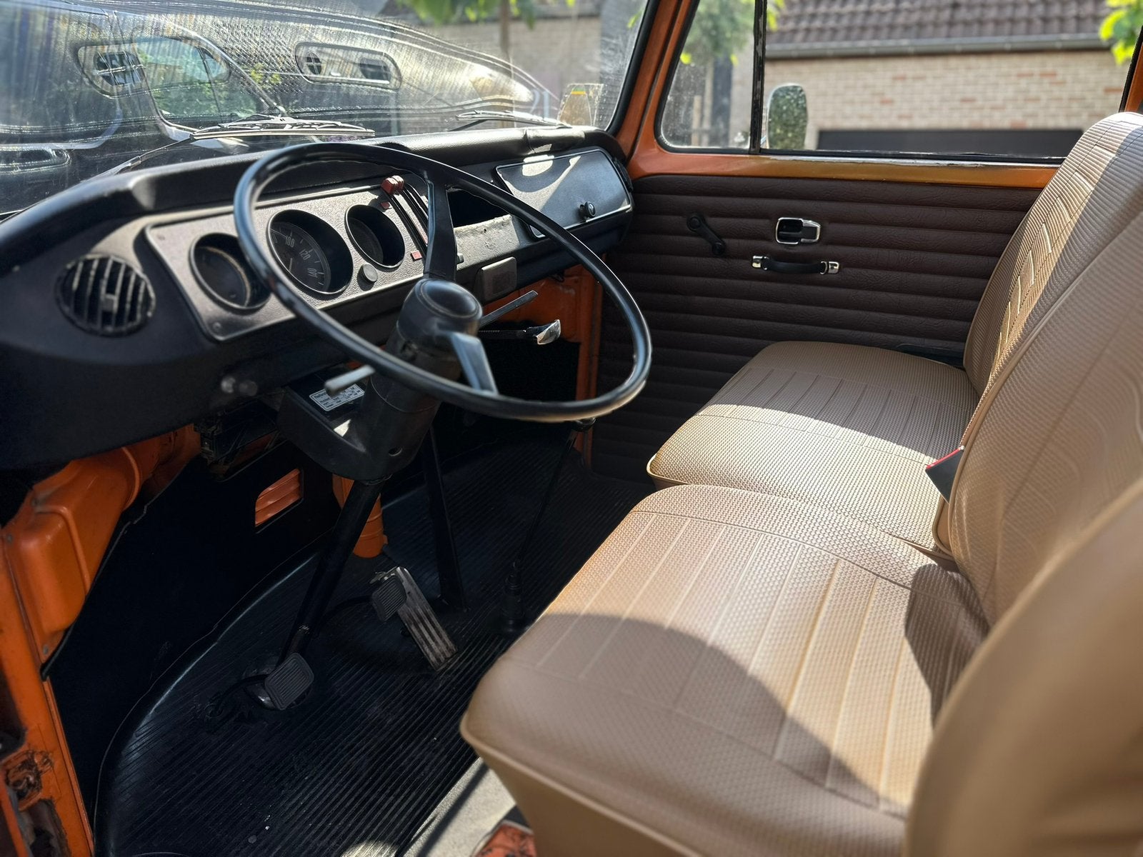 Volkswagen T2 Enka Pick-up uit 1975, foto 6