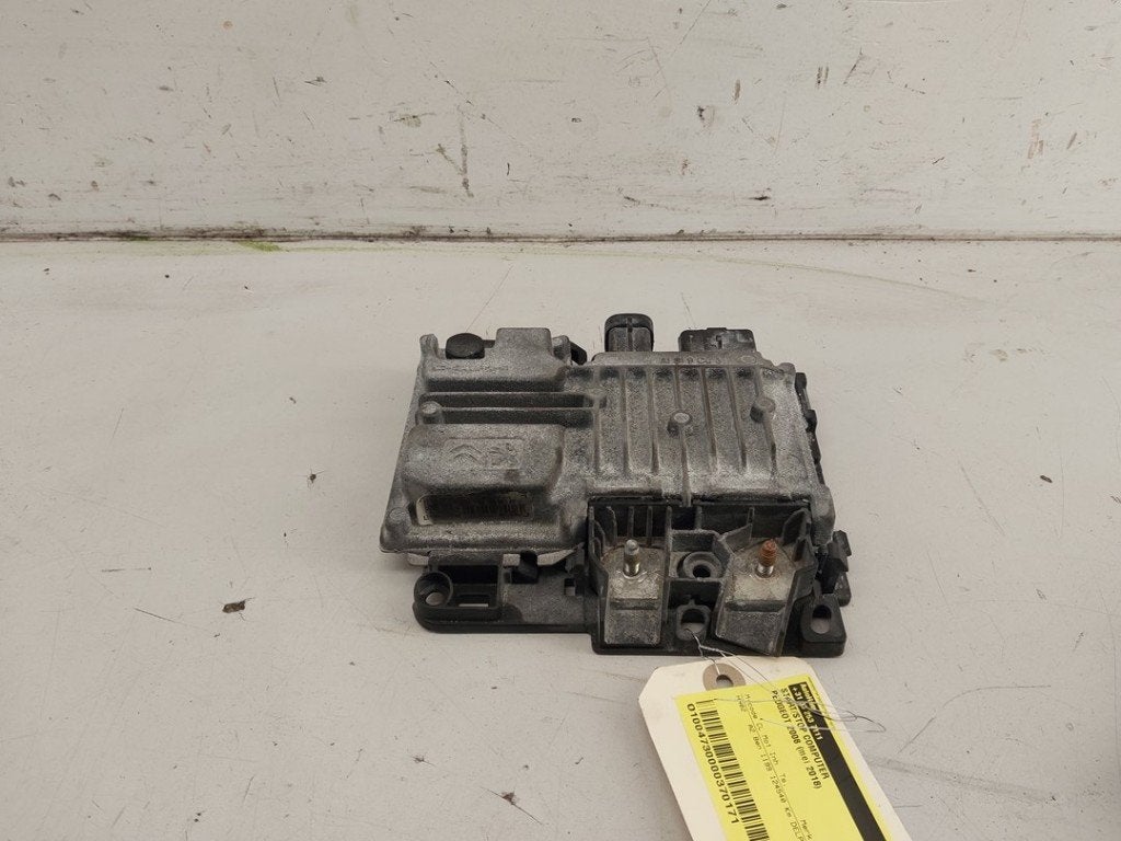 COMMUTATEUR START/STOP Peugeot 2008 (CU) (|9819596180|), Utilisé, Lisa.Scalzo@aptiv.com, Peugeot, Aptiv PLC
