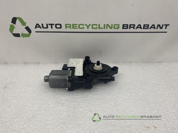 Moteur de vitre portière d'un Volkswagen Golf, -, 3 mois de garantie, Utilisé, -