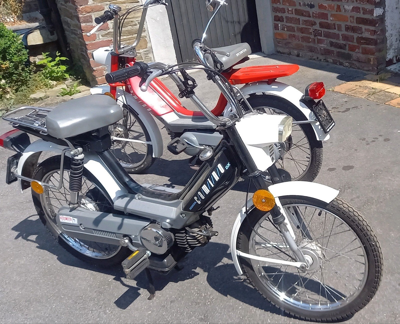Duo de Honda Camino DX original, Vélos & Vélomoteurs, Cyclomoteurs | Oldtimers & Ancêtres, Enlèvement ou Envoi