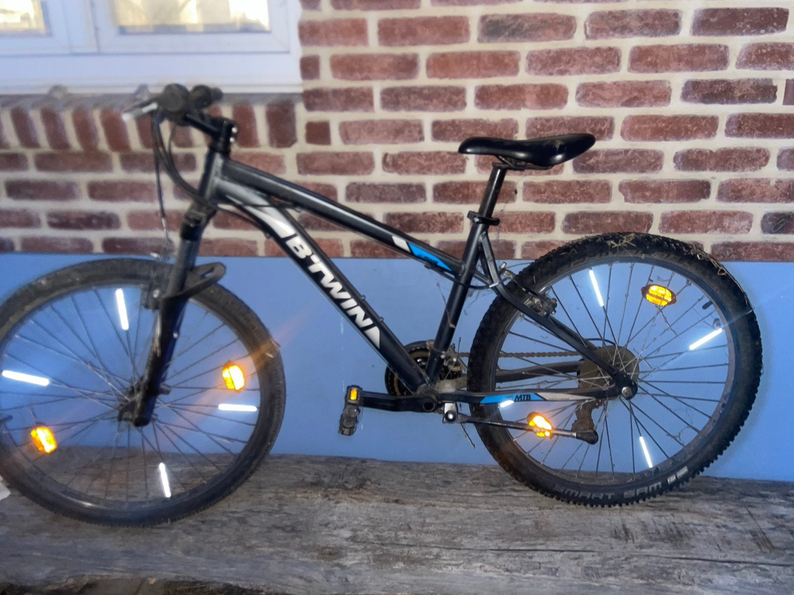 B’twin mountainbike, Enlèvement, Comme neuf
