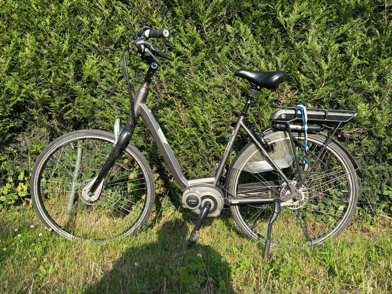 Elektrische fiets, Fietsen en Brommers, Ophalen, Zo goed als nieuw