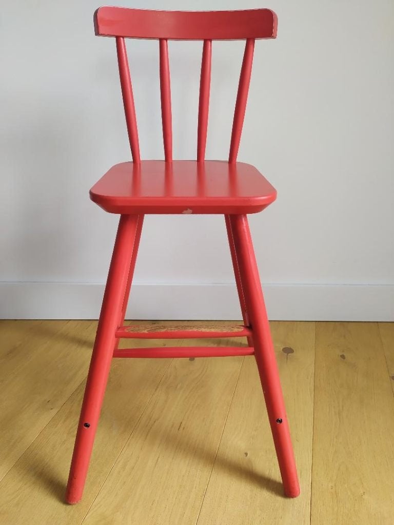Houten rode eetstoel, Kinderen en Baby's, Kinderstoelen, Ophalen, Gebruikt