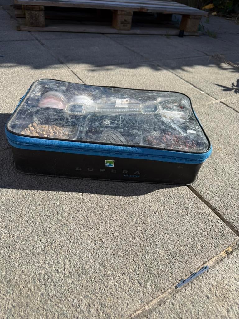 Allerlei vismateriaal te koop 400€ voor alles van op foto, Sports nautiques & Bateaux, Pêche à la ligne | Poissons blancs, Comme neuf