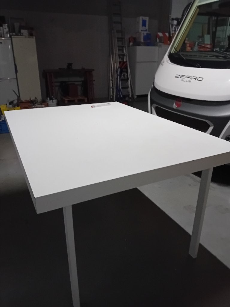 afwasbare keuken tafel   of wasruimte tafel, Ophalen, Gebruikt, Klassiek, Kom(men)