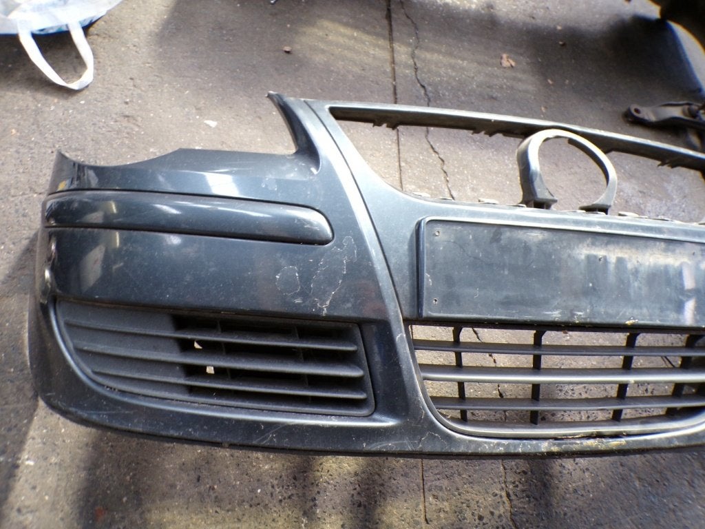 Pare choc avant Volkswagen Polo 4 2005-2009 LP/15674, Pare-chocs, Volkswagen, Enlèvement, Utilisé