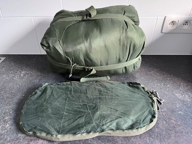 Mil-Tec tactische slaapzak T5 (zeer warm!), Caravans en Kamperen, Slaapzakken, Ophalen, Zo goed als nieuw