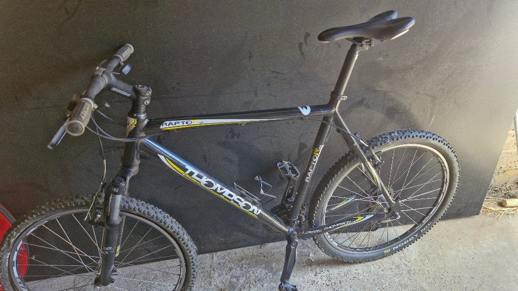 Mountainbike Thompson, Autres marques, 10 à 15 vitesses, Frein sur jante, Enlèvement
