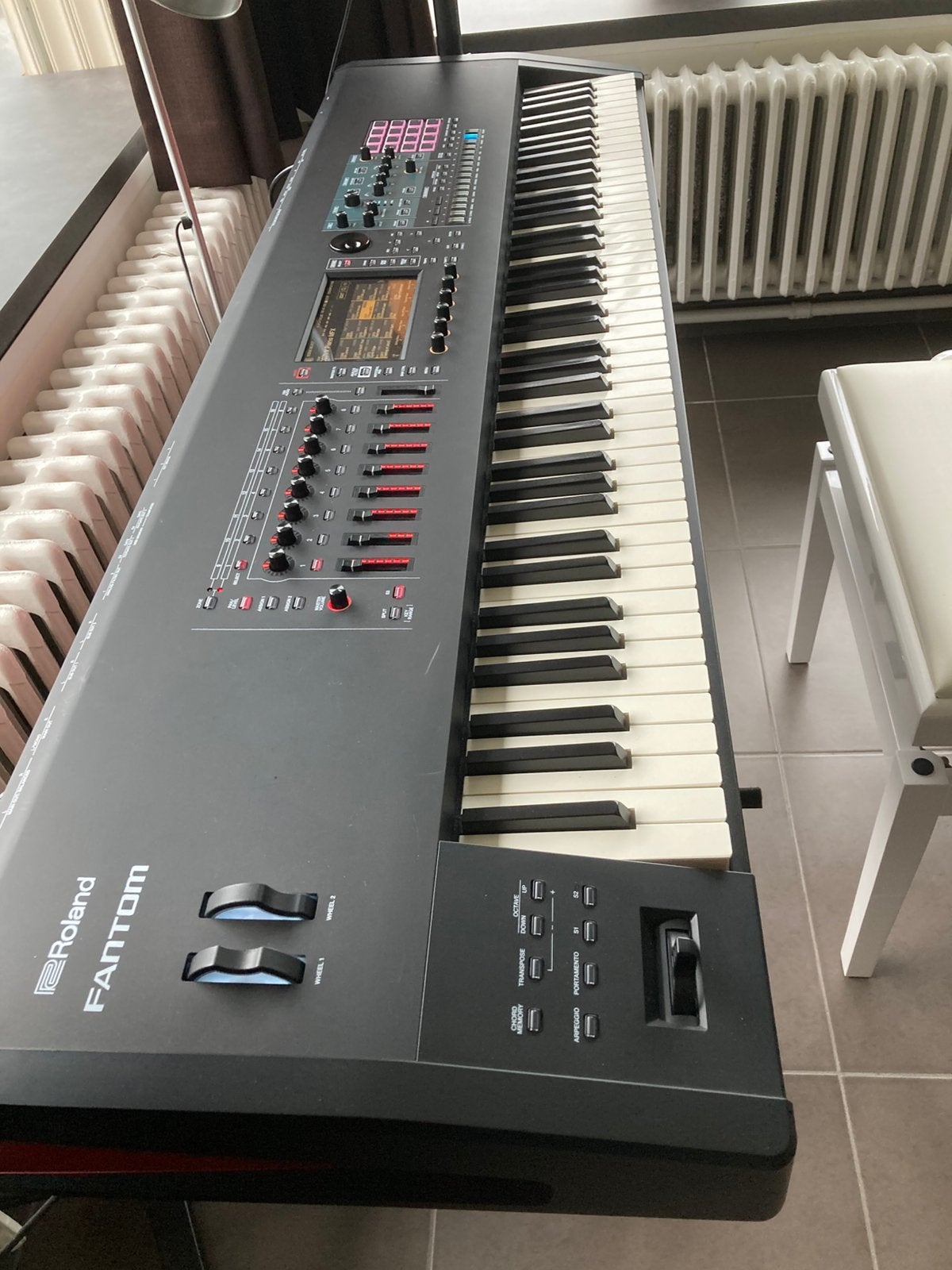Roland Fantom 8 ex, Muziek en Instrumenten, Synthesizers, Ophalen, Zo goed als nieuw, Roland